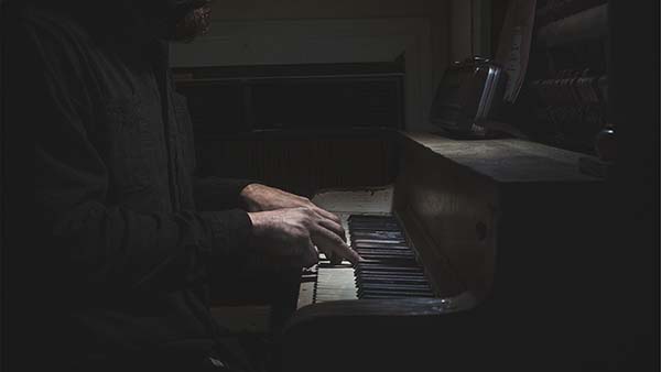 About WorshipDeeper.com