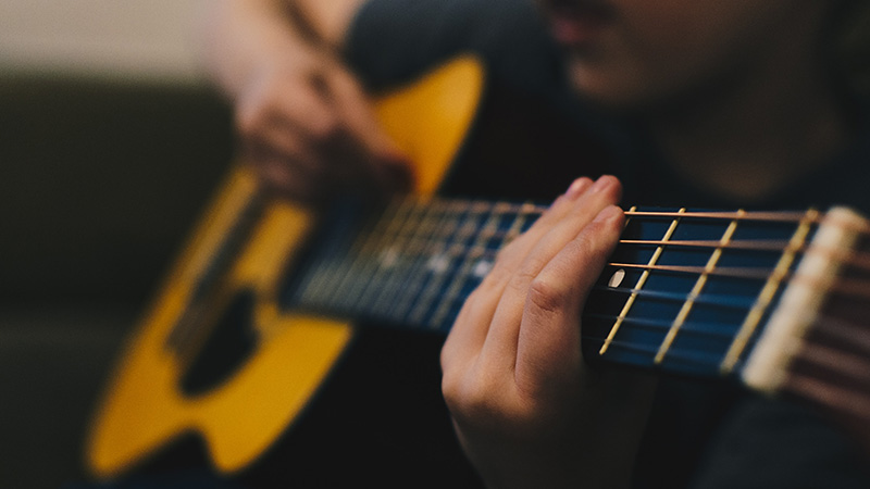 Improve Your Acoustic Guitar Playing As A Worship Leader